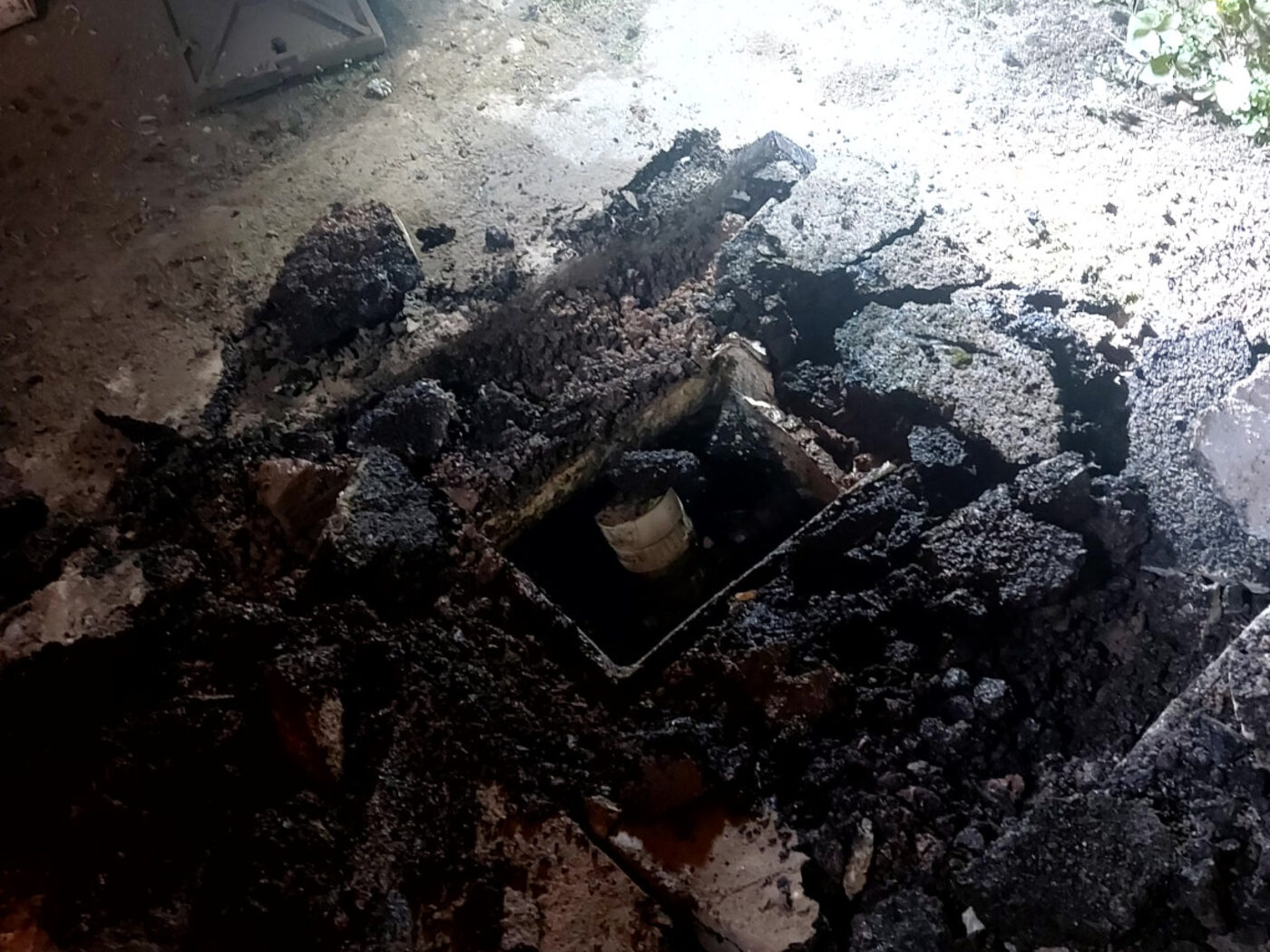 Severely neglected room requiring extreme deep cleaning in Ireland
