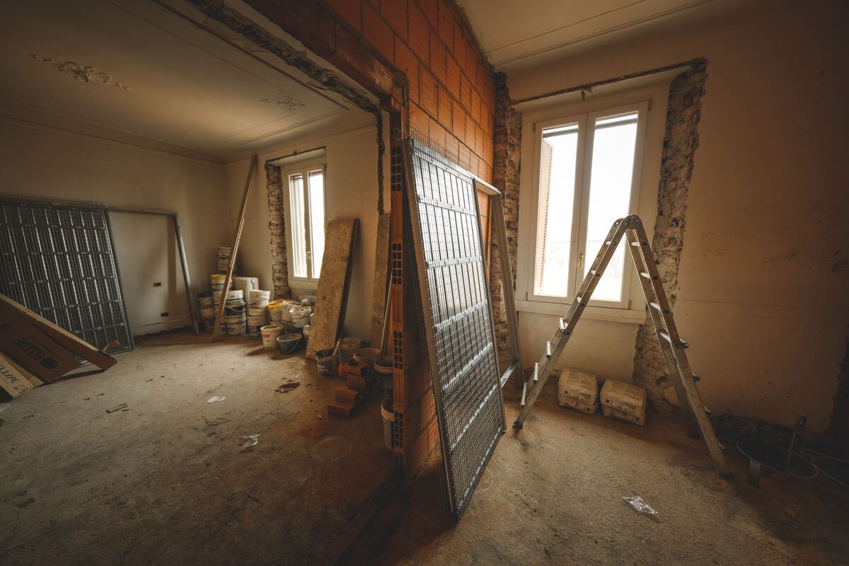Interior ready for repair following restoration preparation